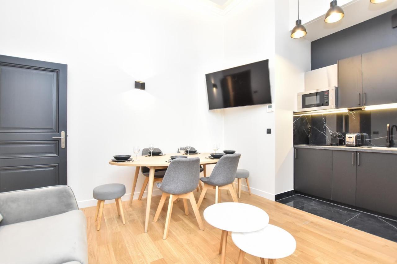 Cosy Apartment - 2Br-7P - Arc De Triomphe Paris Bagian luar foto
