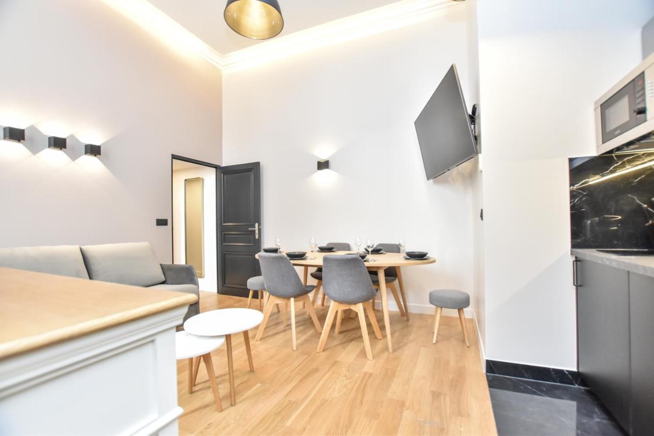 Cosy Apartment - 2Br-7P - Arc De Triomphe Paris Bagian luar foto